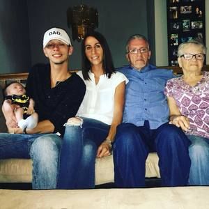 Meet your Posher, Mark